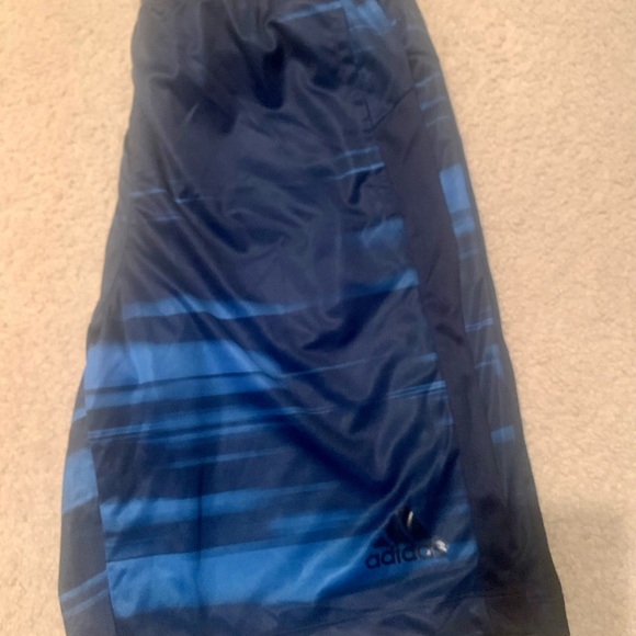 New Men’s Adidas performance Work out climate shorts M. Beautiful & comfortable - Picture 5 of 6